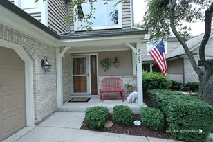 2727 Downing Ct, Aurora, IL 60502 - Photo 2