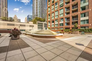 440 N McClurg Ct, Chicago, IL 60611 - Photo 14