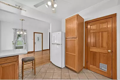 615 N 14th Street, Dekalb, IL 60115 - Photo 10