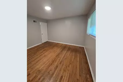 7530 S Saginaw Avenue #3A, Chicago, IL 60649 - Photo 6
