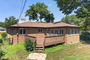 802 Adams St, Ottawa, IL 61350 - Photo 4