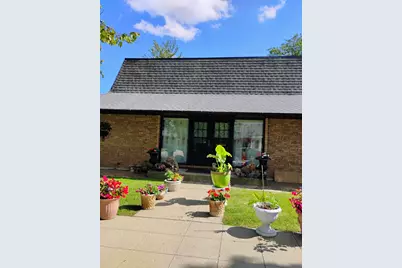 2515 W Atlantic Avenue, Waukegan, IL 60085 - Photo 2