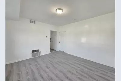 1943 W 63rd Street #2, Chicago, IL 60636 - Photo 4