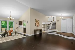 1316 W Meade Ln, Arlington Heights, IL 60004 - Photo 6