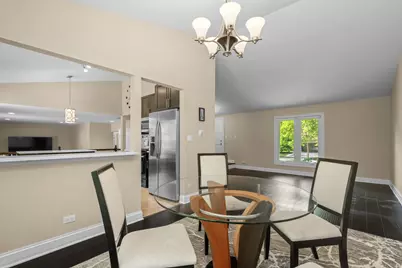 1316 W Meade Lane, Arlington Heights, IL 60004 - Photo 8