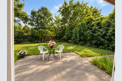 641 Independence Avenue, Westmont, IL 60559 - Photo 10