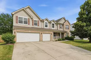 3 Claridge Ct, Bolingbrook, IL 60440 - Photo 2