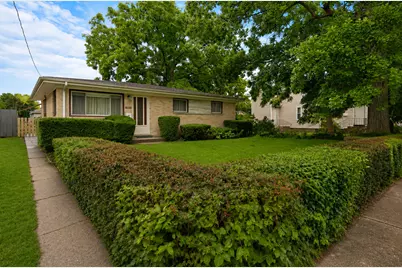 1627 Greenfield Avenue, North Chicago, IL 60064 - Photo 18
