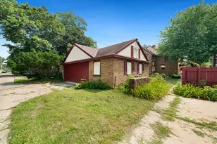 1218 Harlem Blvd, Rockford, IL 61103 - Photo 6