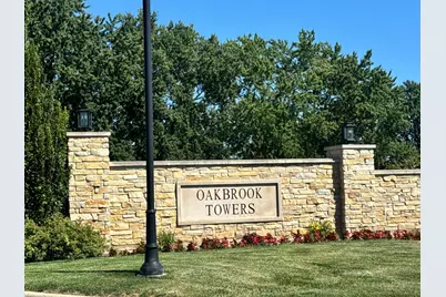 20 N Tower Road #10M, Oak Brook, IL 60523 - Photo 10