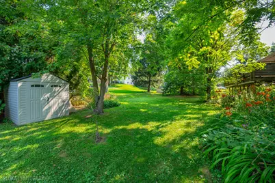 6914 Meadow Drive, Crystal Lake, IL 60012 - Photo 32