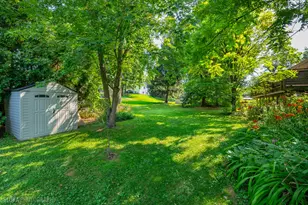 6914 Meadow Dr, Crystal Lake, IL 60012 - Photo 32
