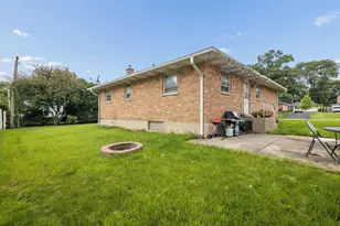 237 Chicago Ave, Downers Grove, IL 60515 - Photo 6