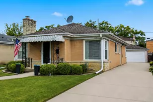 5010 Fargo Ave, Skokie, IL 60077 - Photo 2