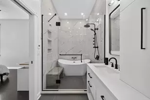 1555 N Wood St, Chicago, IL 60622 - Photo 8