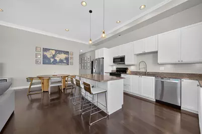 1555 N Wood Street #403, Chicago, IL 60622 - Photo 6