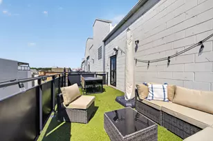 1555 N Wood St, Chicago, IL 60622 - Photo 18
