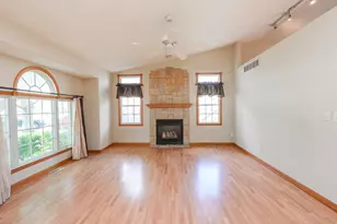 671 Diversatech Dr N, Manteno, IL 60950 - Photo 8