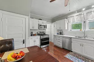 318 E Main St, Monticello, IL 61856 - Photo 22