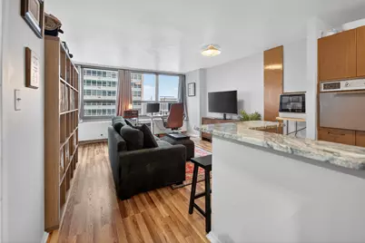 3550 N Lake Shore Drive #1925, Chicago, IL 60657 - Photo 4