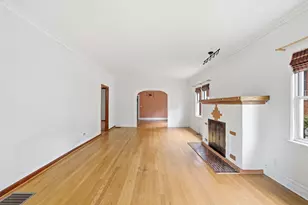 6240 N Avondale Ave, Chicago, IL 60631 - Photo 10