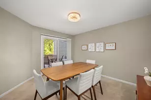 233 Parktrail Ct, Schaumburg, IL 60173 - Photo 14