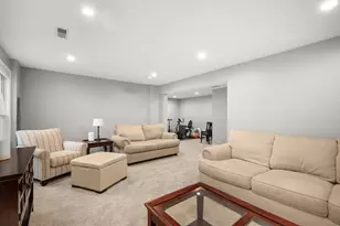 233 Parktrail Ct, Schaumburg, IL 60173 - Photo 34