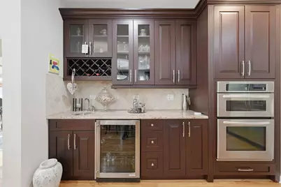 2272 Eastview Drive, Des Plaines, IL 60016 - Photo 12