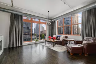 360 W Illinois St, Chicago, IL 60654 - Photo 8