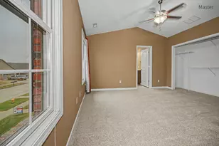 1820 Glenbridge Rd, Bloomington, IL 61704 - Photo 14