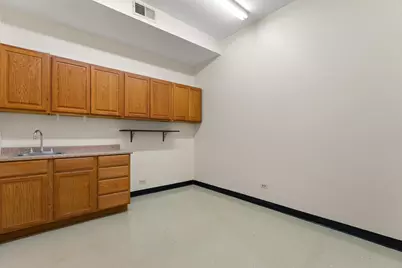 10004 S Kedzie Avenue, Evergreen Park, IL 60805 - Photo 10