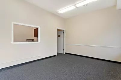 10004 S Kedzie Avenue, Evergreen Park, IL 60805 - Photo 4