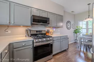 22 S Barton Trail, Batavia, IL 60510 - Photo 16