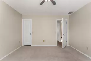 2803 Woodhaven Dr, Champaign, IL 61822 - Photo 22