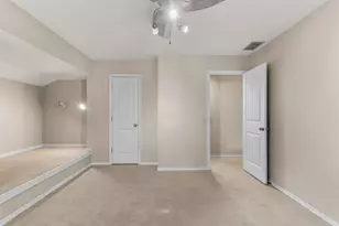 2803 Woodhaven Dr, Champaign, IL 61822 - Photo 28