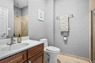 1109 W Belmont Ave, Chicago, IL 60657 - Photo 12