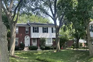 9029 Lincolnwood Dr, Evanston, IL 60203 - Photo 1