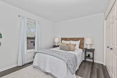 9029 Lincolnwood Drive, Evanston, IL 60203 - Photo 10