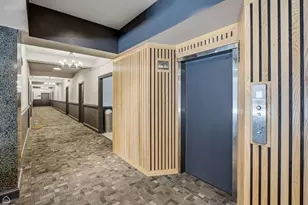 4180 N Marine Dr, Chicago, IL 60613 - Photo 16