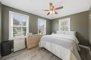 3231 W 99th St, Evergreen Park, IL 60805 - Photo 12