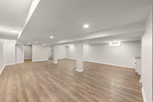9039 S Jeffery Blvd, Chicago, IL 60617 - Photo 22