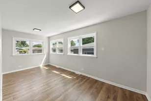 9039 S Jeffery Blvd, Chicago, IL 60617 - Photo 14