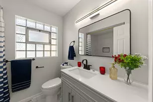 9039 S Jeffery Blvd, Chicago, IL 60617 - Photo 12