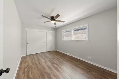 9039 S Jeffery Boulevard, Chicago, IL 60617 - Photo 16