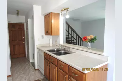 324 Palisades Point #324, Schaumburg, IL 60194 - Photo 8