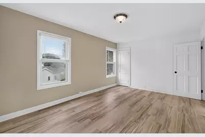 127 W Moore Street, Ottawa, IL 61350 - Photo 16