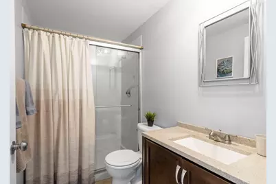 840 S Cleburne Avenue, Bartlett, IL 60103 - Photo 18
