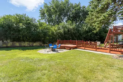 840 S Cleburne Avenue, Bartlett, IL 60103 - Photo 26