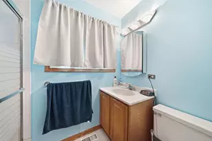1060 Borden Dr, Roselle, IL 60172 - Photo 18