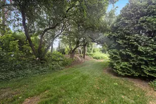 2887 Caldwell Ln, Geneva, IL 60134 - Photo 18